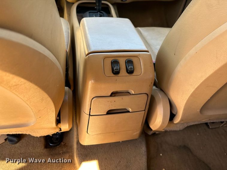 image for item LR9682 1999 Mercedes Benz ML320  SUV