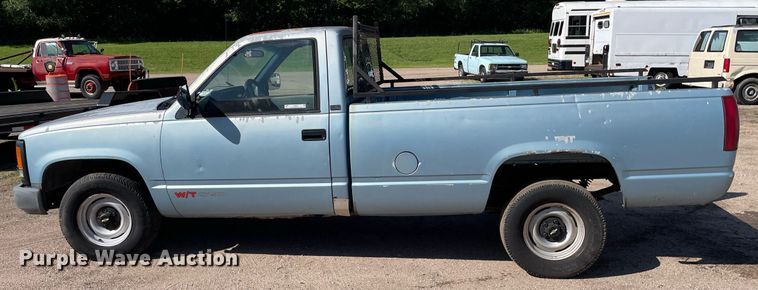 image for item LS9241 1991 Chevrolet C1500  pickup truck
