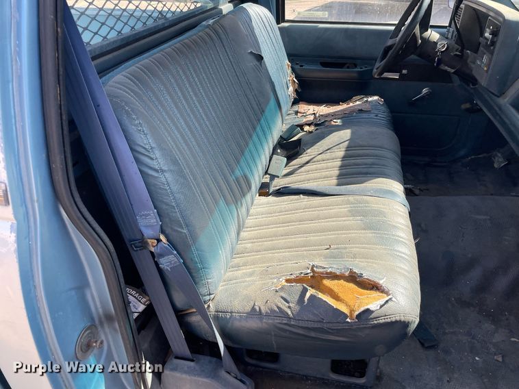 image for item LS9241 1991 Chevrolet C1500  pickup truck