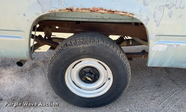 image for item LS9241 1991 Chevrolet C1500  pickup truck