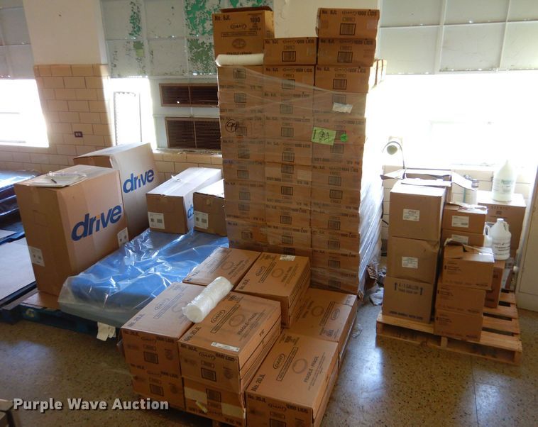 image for item LS9254 Dart  plastic lids