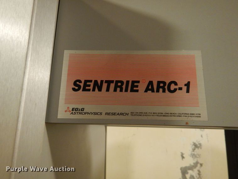 image for item LS9256 (7) metal detectors