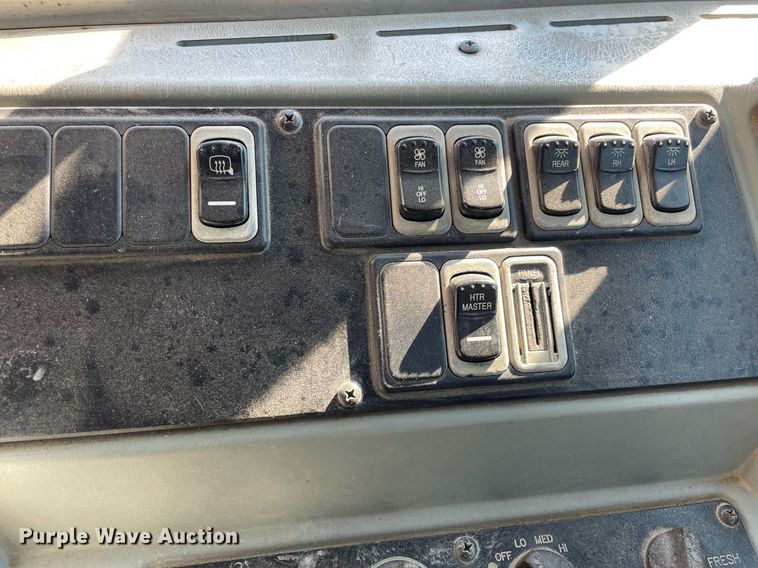 image for item LS9315 2004 Blue Bird Vision  school bus