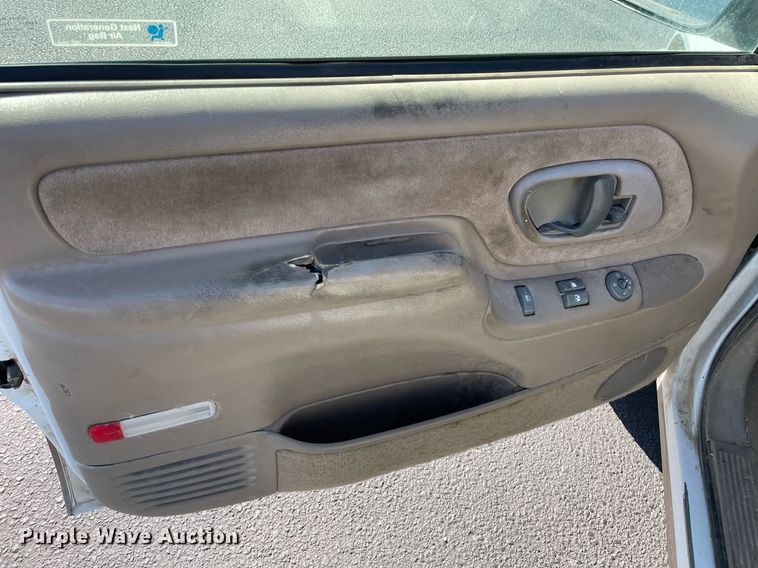 image for item LS9316 1998 Chevrolet K1500  pickup truck