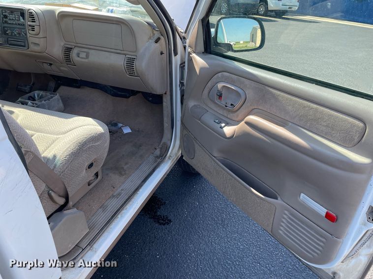 image for item LS9316 1998 Chevrolet K1500  pickup truck