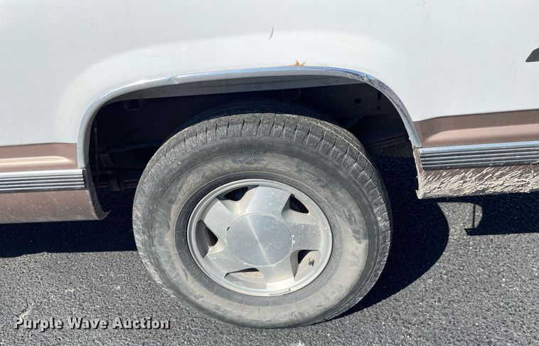 image for item LS9316 1998 Chevrolet K1500  pickup truck