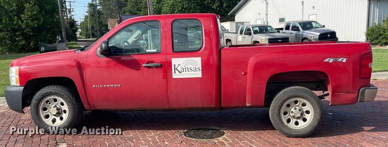 image for item LS9319 2012 Chevrolet Silverado 1500  Ext. Cab pickup truck