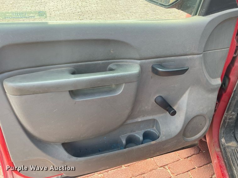 image for item LS9319 2012 Chevrolet Silverado 1500  Ext. Cab pickup truck