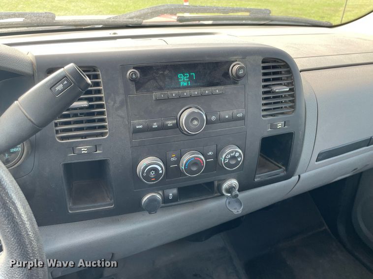 image for item LS9319 2012 Chevrolet Silverado 1500  Ext. Cab pickup truck