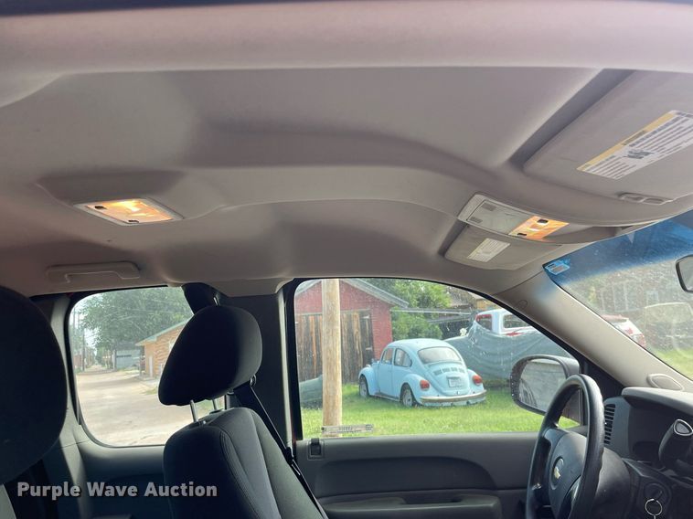 image for item LS9319 2012 Chevrolet Silverado 1500  Ext. Cab pickup truck