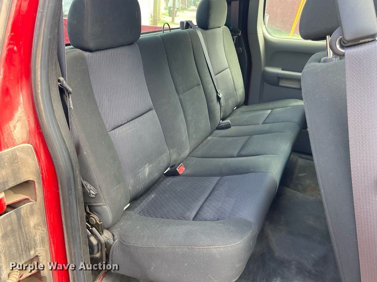 image for item LS9319 2012 Chevrolet Silverado 1500  Ext. Cab pickup truck