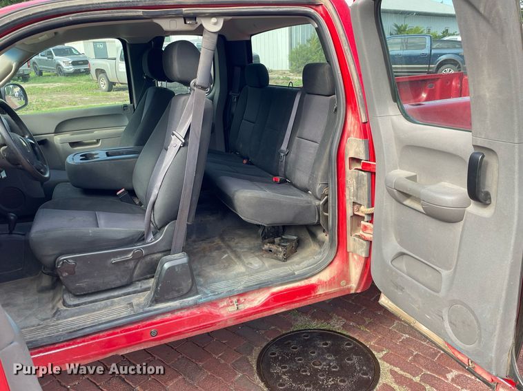 image for item LS9319 2012 Chevrolet Silverado 1500  Ext. Cab pickup truck