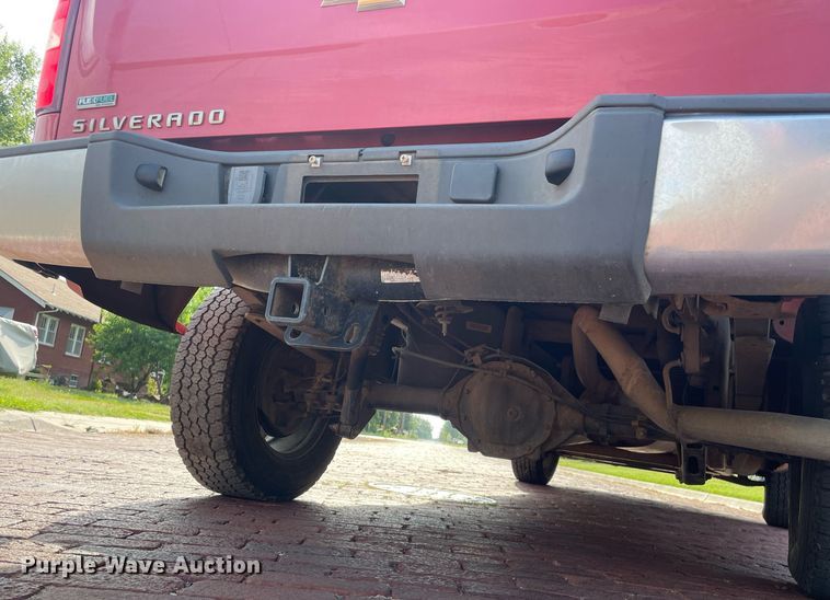 image for item LS9319 2012 Chevrolet Silverado 1500  Ext. Cab pickup truck