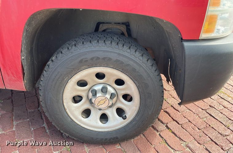 image for item LS9319 2012 Chevrolet Silverado 1500  Ext. Cab pickup truck