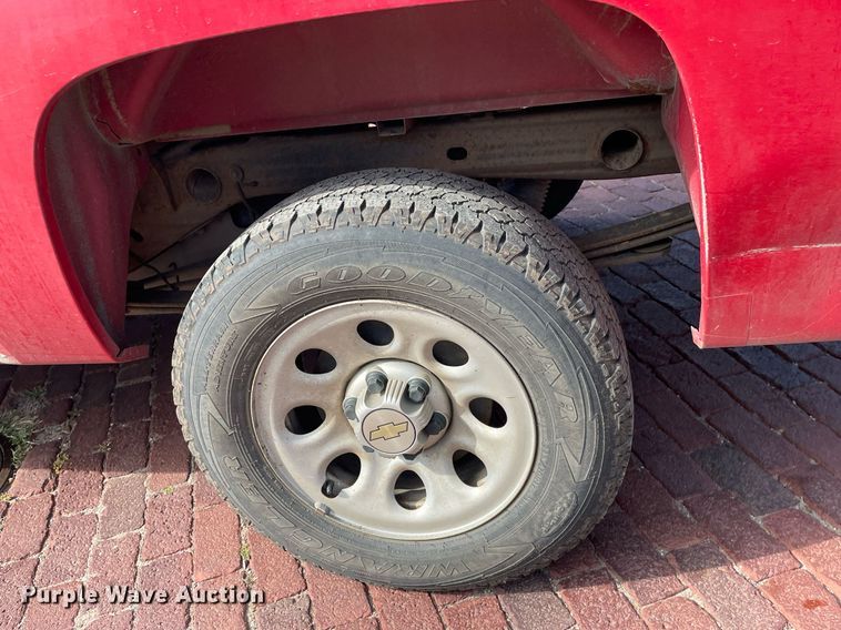 image for item LS9319 2012 Chevrolet Silverado 1500  Ext. Cab pickup truck