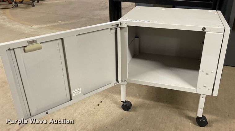 image for item LS9338 Furniture