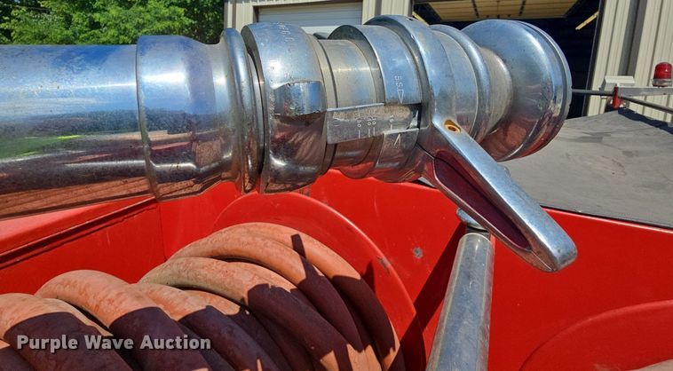 image for item LW9695 1977 Ford F900  pumper fire truck