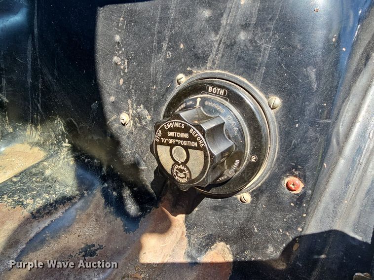 image for item LW9695 1977 Ford F900  pumper fire truck