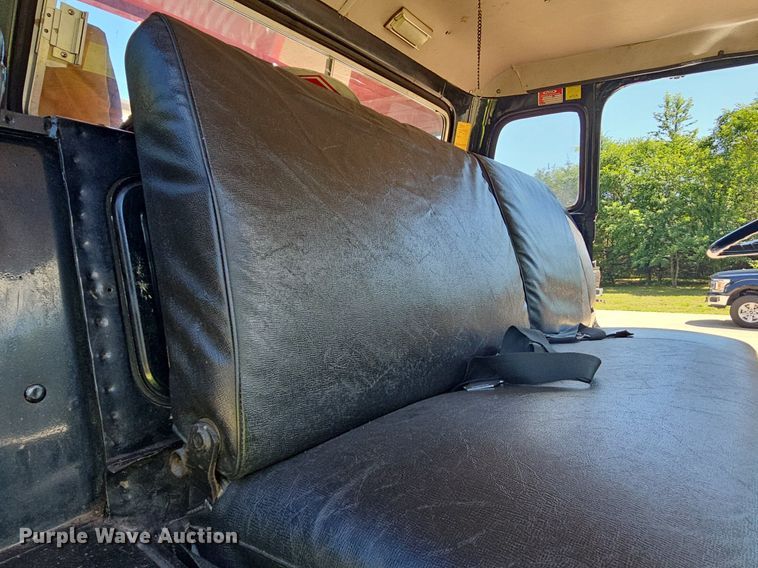 image for item LW9695 1977 Ford F900  pumper fire truck