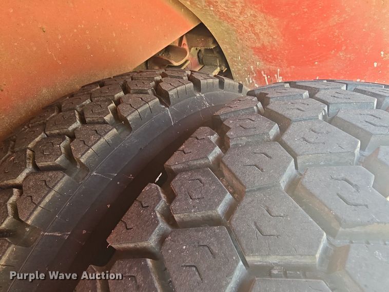 image for item LW9695 1977 Ford F900  pumper fire truck