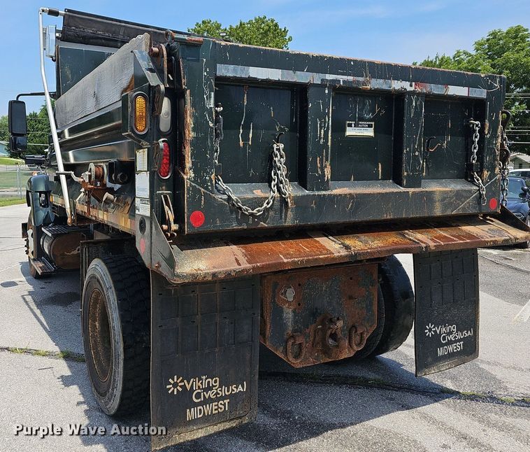 image for item LW9718 2010 International WorkStar 7300  dump truck