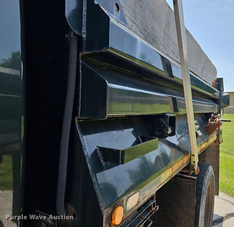 image for item LW9718 2010 International WorkStar 7300  dump truck