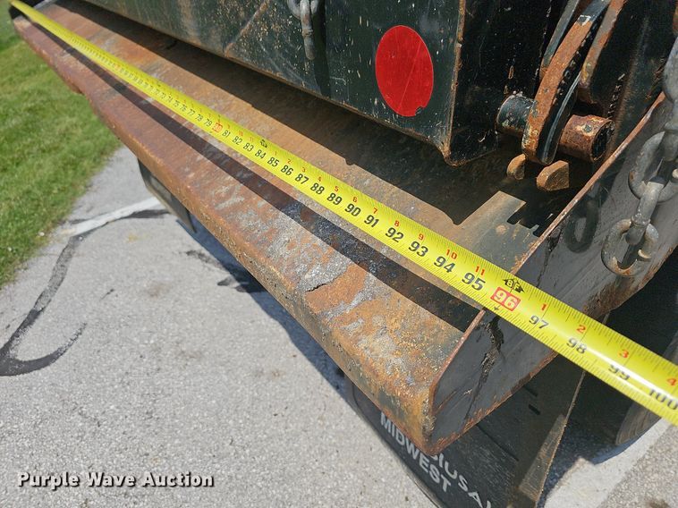 image for item LW9718 2010 International WorkStar 7300  dump truck