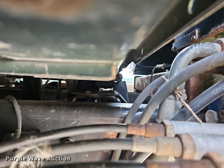 image for item LW9718 2010 International WorkStar 7300  dump truck