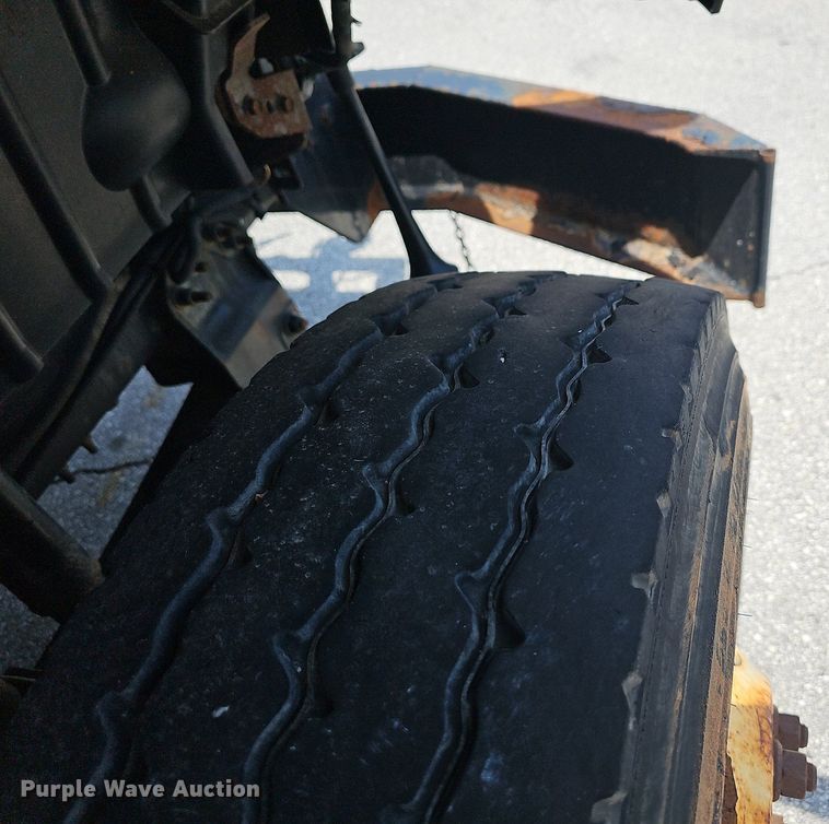 image for item LW9718 2010 International WorkStar 7300  dump truck