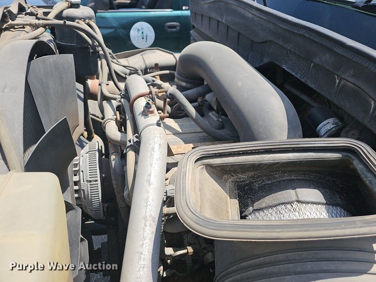 image for item LW9718 2010 International WorkStar 7300  dump truck