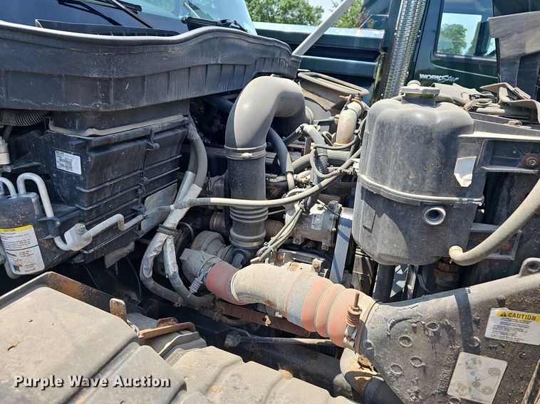 image for item LW9718 2010 International WorkStar 7300  dump truck