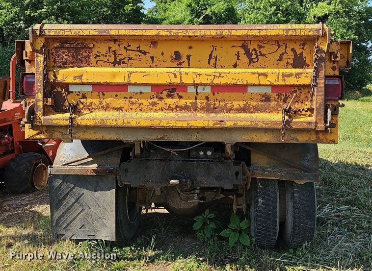image for item LW9719 1991 Ford F800  dump truck
