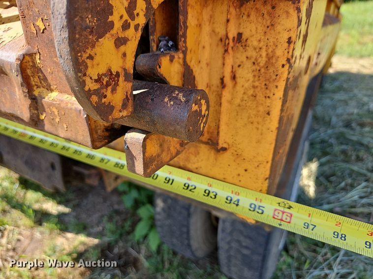 image for item LW9719 1991 Ford F800  dump truck