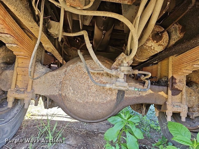 image for item LW9719 1991 Ford F800  dump truck