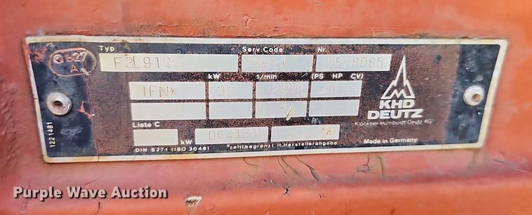 image for item LW9720 1988 Ditch Witch 4010  trencher