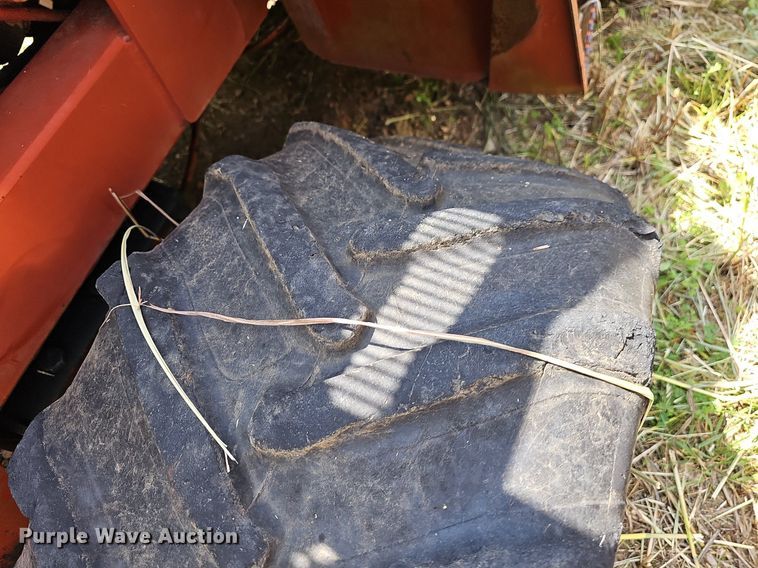 image for item LW9720 1988 Ditch Witch 4010  trencher