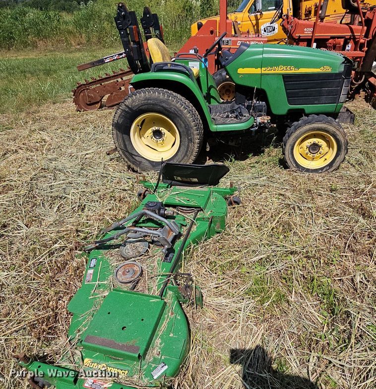 image for item LW9721 2002 John Deere 4310  MFWD tractor