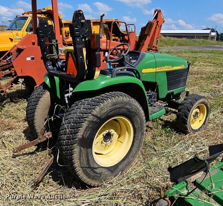 image for item LW9721 2002 John Deere 4310  MFWD tractor