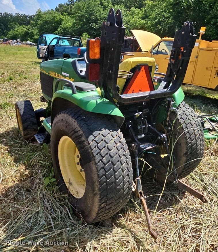 image for item LW9721 2002 John Deere 4310  MFWD tractor