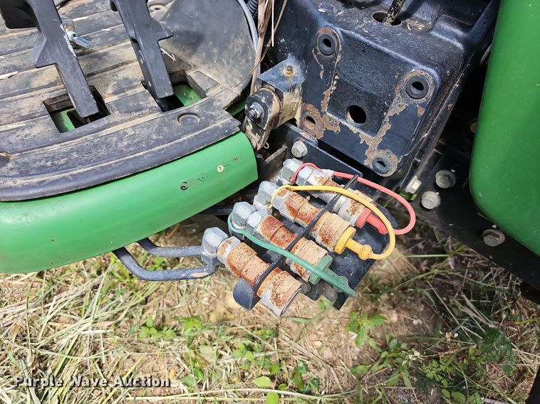 image for item LW9721 2002 John Deere 4310  MFWD tractor