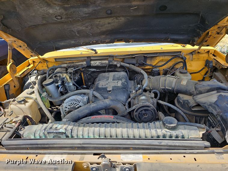 image for item LW9722 1994 Ford F450 Super Duty  utility / service truck