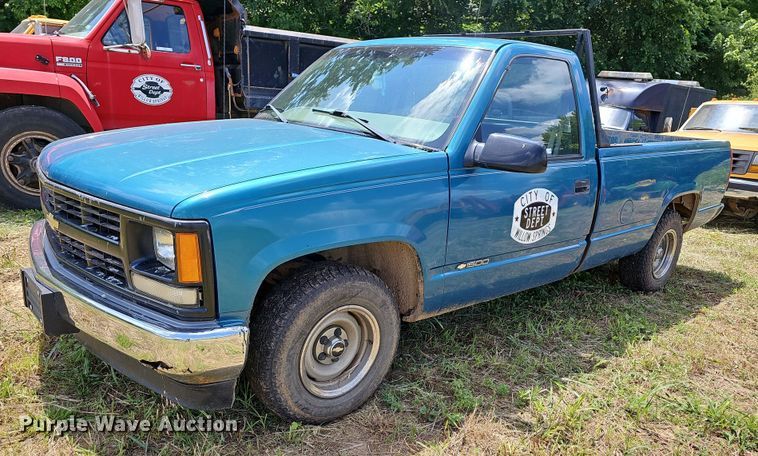 image for item LW9723 1998 Chevrolet C1500  pickup truck