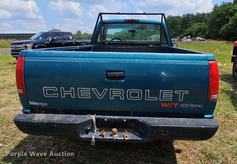 image for item LW9723 1998 Chevrolet C1500  pickup truck