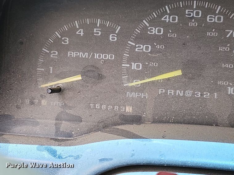 image for item LW9723 1998 Chevrolet C1500  pickup truck