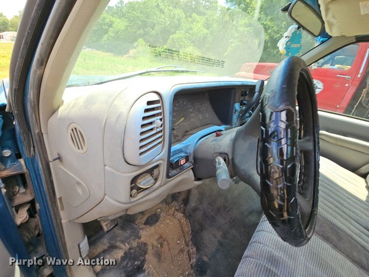 image for item LW9723 1998 Chevrolet C1500  pickup truck