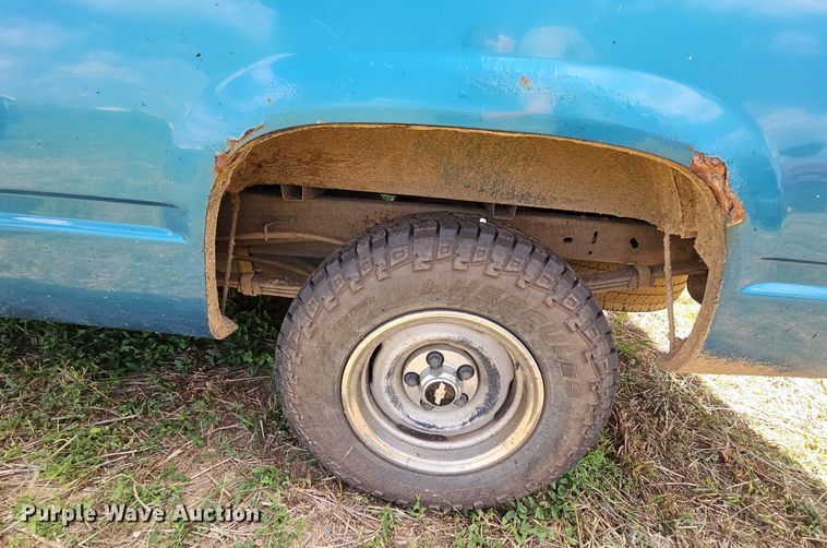 image for item LW9723 1998 Chevrolet C1500  pickup truck