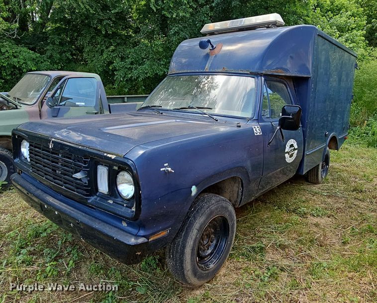 image for item LW9725 1977 Dodge W20  utility bed pickup truck