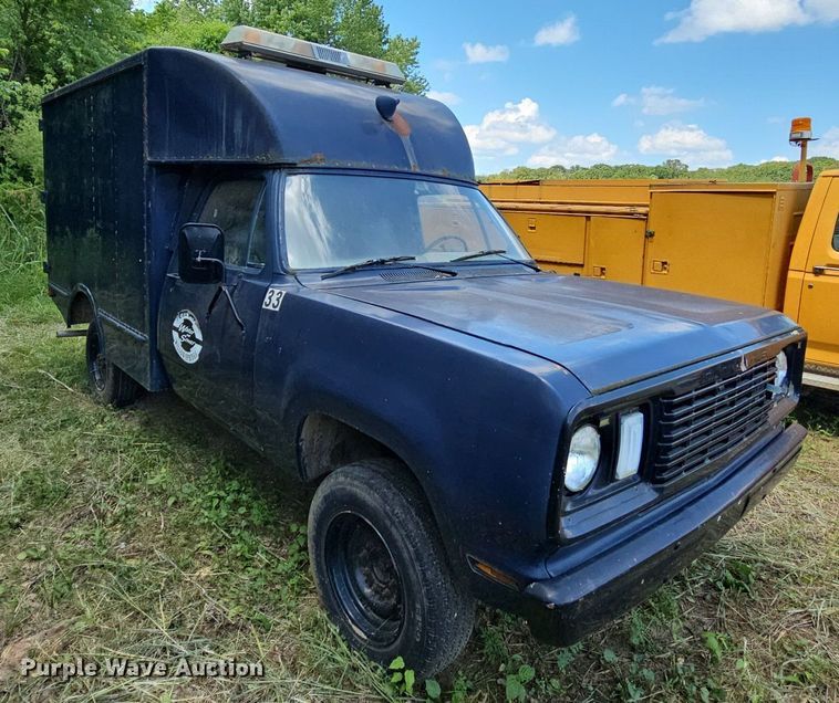 image for item LW9725 1977 Dodge W20  utility bed pickup truck