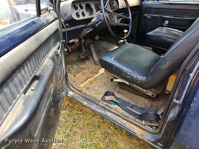 image for item LW9725 1977 Dodge W20  utility bed pickup truck