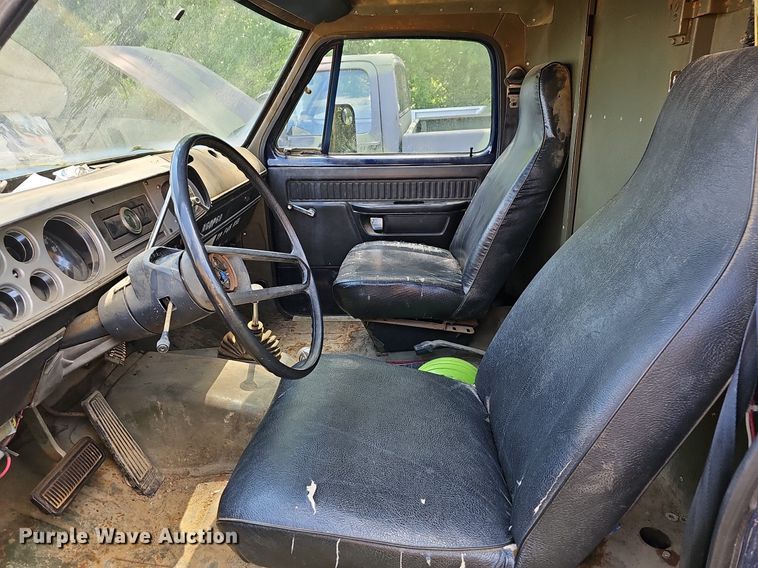 image for item LW9725 1977 Dodge W20  utility bed pickup truck